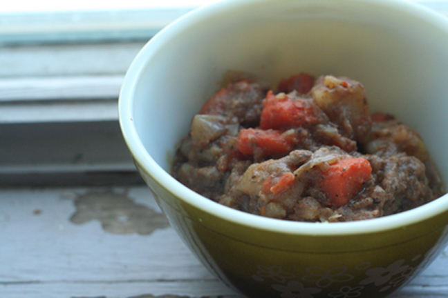 How to Cook :: Slow Cooker Beef Stew